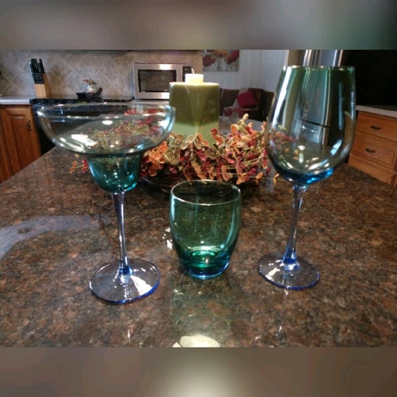Block Crystal Other - Beautiful Ombre Wine, Rocks, And Margarita Glasses